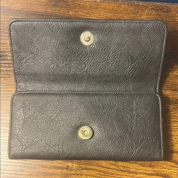 Loungefly Studded Black Sugar Skull Trifold Wallet - Picture 5 of 9